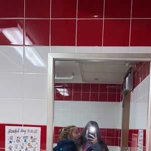 Meet your Posher, Lucy